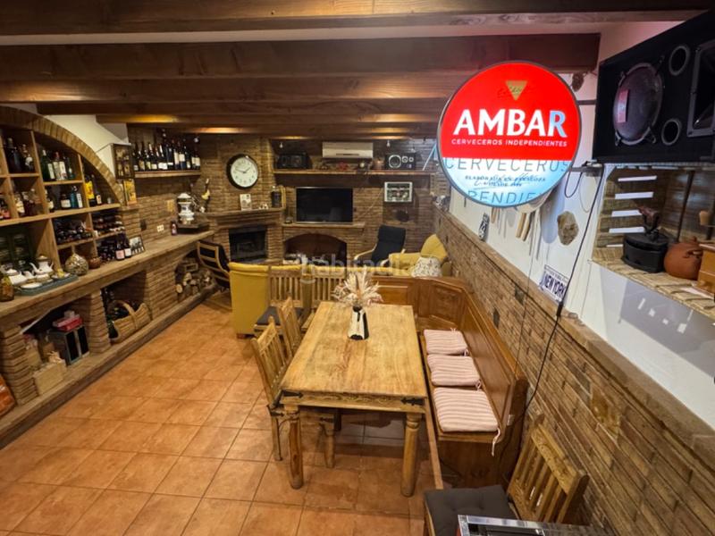 Foto 6a89bfd6-db33-4021-8346-5fc9a1fcc521. Chalet en carrer de la justícia 4 en Centre Rubí