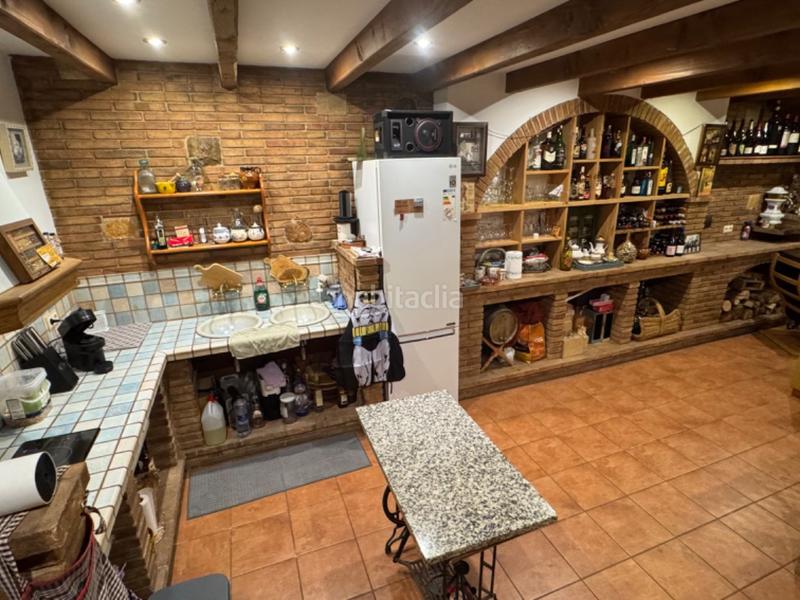 Foto 36b78c37-a813-45c5-beee-7112731822b2. Chalet in carrer de la justícia 4 in Centre Rubí