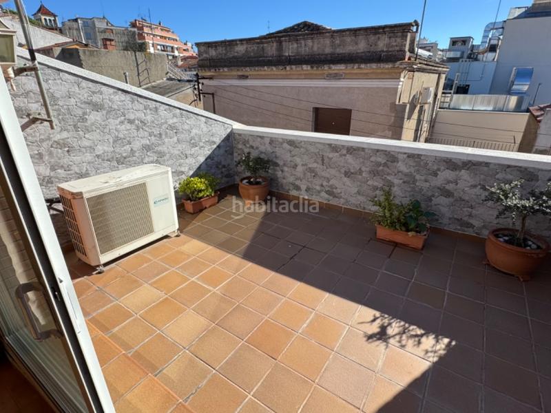 Foto ad3296b8-1523-49fa-aa26-209d56588406. Chalet in carrer de la justícia 4 in Centre Rubí