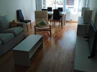 Pis a Llorens i barba 3. Bonito piso cerca de la sagrada familia