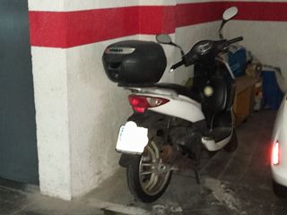 Lloguer Aparcament de moto a Castanyer 14. Plaza cubierta para moto