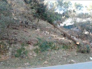 Terreno residencial en Carrer vallirana 28. Precioso y amplio terreno urbanizado de 450 m2