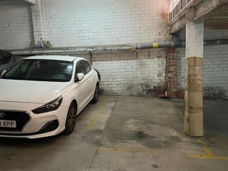 Car parking in Calle llobregos 174