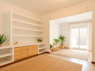 Pis a Carrer del doctor salvà 79. Bonic pis amb pati, llum natural i a prop de la plaça del progré