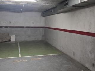 Aparcament cotxe a Calle sant hermenegild 20-22. Parking en venta