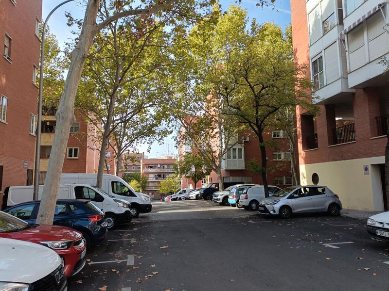 Foto 6b426616-dd6c-499e-9e7d-d6489d5cf53e. Pis a calle de candilejas 54 a Palomeras Bajas Madrid