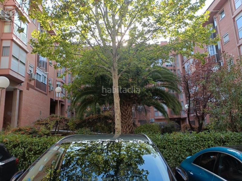 Foto eb535439-f8f9-4a73-ba03-a89b8884c8d5. Pis a calle de candilejas 54 a Palomeras Bajas Madrid