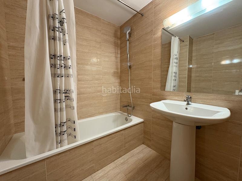 Foto 05d5c158-0a95-48c0-979d-f598b042aede. Dúplex a avinguda onze de setembre 4 a Olot