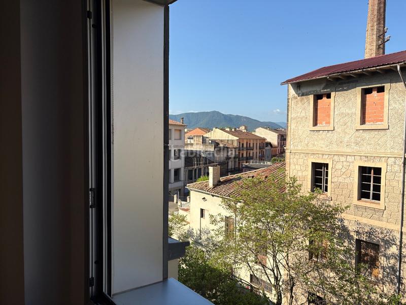 Foto 3c2cca34-a352-4b29-8fb1-505735314204. Dúplex a avinguda onze de setembre 4 a Olot