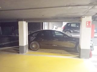 Autoparkplatz in Verge de loreto 4. Parking y trastero doble en el centro