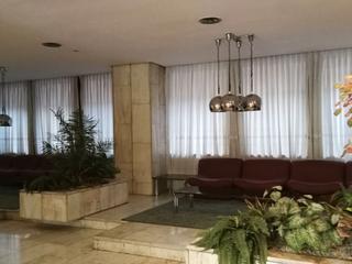 Lloguer Pis a Infanta mercedes 92. Piso luminoso, orientación exterior, silencioso con servicio con