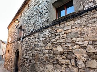 Mas à Carrer major 21. Casa de pueblo reformada en montoliu de segarra – encanto, tranq