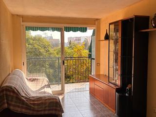 Piso en Jansana 31. Piso totalmente exterior