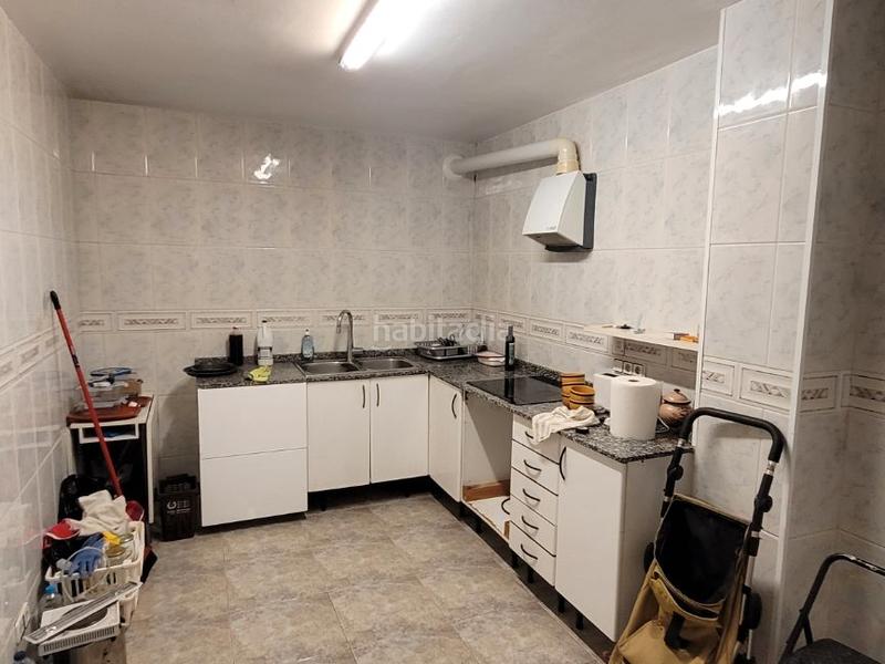 Foto 39614bbc-5ea3-4b44-8545-899c7010d24b. Pis a carrer de marià benlliure 15 a Sistrells Badalona