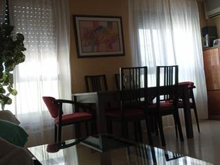 Piso en Juan maciá esclapez  5. Vivienda para entrar a  vivir .