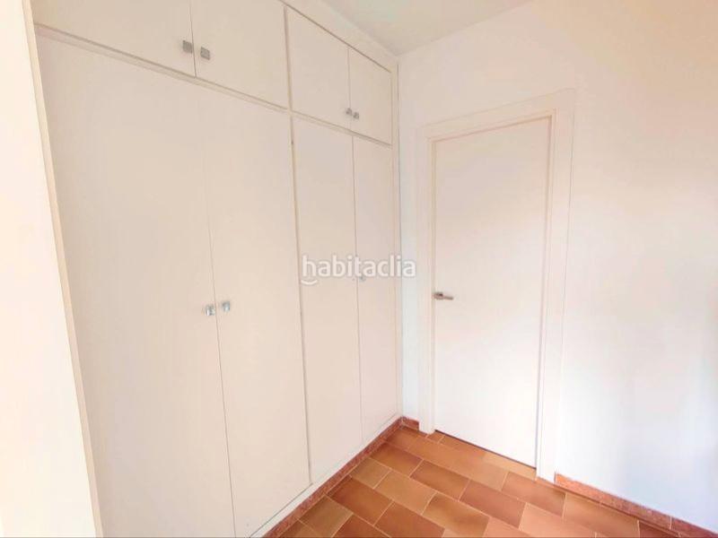 Foto ffde9244-ebac-4c56-8a93-85b9167067cb. Casa a carrer mercè rodoreda-ms blan 1 a Coma-ruga platja Coma-ruga