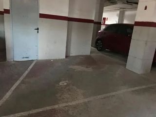 Miete Autoparkplatz in Carrer de la mercè 68. Parquing moto