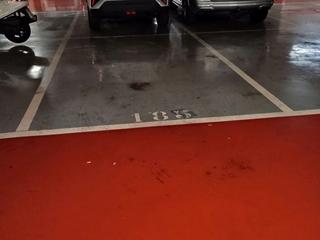 Aparcament cotxe a Pl montserrat roig 1. Venta 2 plazas , juntas o separadas