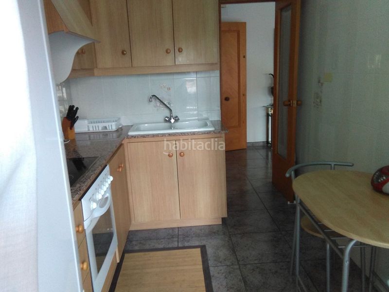 Foto 03ba90f8-bd2c-4c48-92e3-f59c841b9ee3. Casa adossada a gorria 2 a Centre La Ràpita