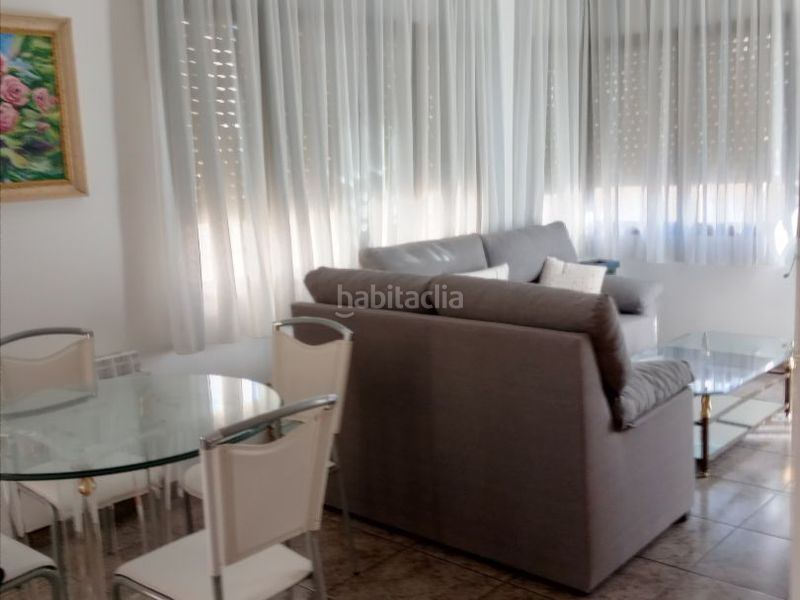 Foto dc785732-b2a8-4c54-b30f-25c579e2c3ed. Casa adossada a gorria 2 a Centre La Ràpita