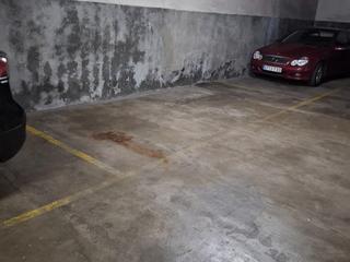 Lloguer Aparcament cotxe a Gomis 35. Parking coche grande