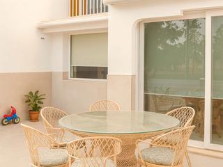 Casa adossada a Cerro del aguila 15. Chalet adosado de diseño en torre del mar, reformado, amplio y c