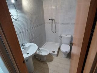 Etagenwohnung in Hermana teresa mira  35. Piso en buen estado