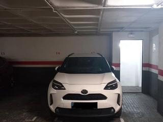 Affitto Posto auto in Villarroel 177. Plaza de aparcamiento en ubicación privilegiada frente al hospit