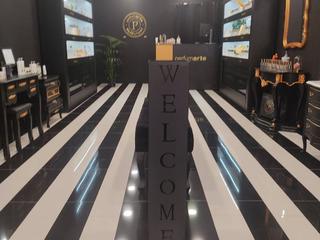 Traspàs Local Comercial a Avd. francesc masià 82. Traspaso negocio perfumería