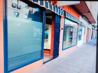 Locale commerciale in Calle pedrera baja 8. Oportunidad - local comercial en venta. céntrico.