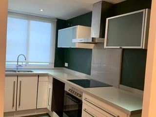 Piso en Espanya  6. Piso muy luminoso y practico en zona peatonal.