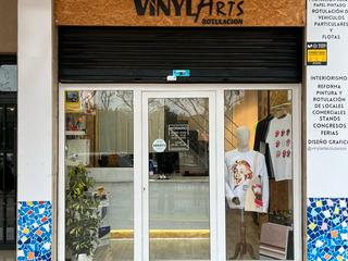 Pas-de-porte Local commercial à Av. catalunya 85. Traspaso de copistería y comercio de personalización.