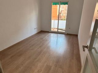 Alquiler Piso en Carrer d'àngel guimerà 107. Piso en esplugues, el gall: piso con terraza, vistas despejadas