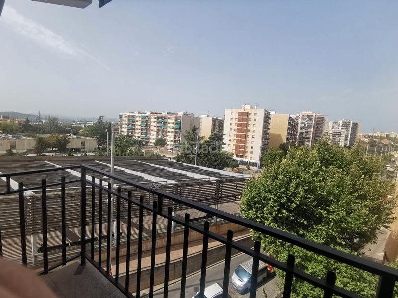 Foto 1720cc86-0bfa-49e6-9e95-4eb9496f2c31. Piso en pasaje cronos 5 precioso piso en Progrés Rubí