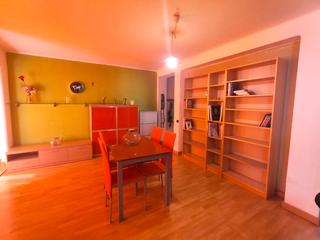 Attique à Bloc sant marc 2. Piso en tarragona. sant pere i sant pau. 5a planta sin ascensor.