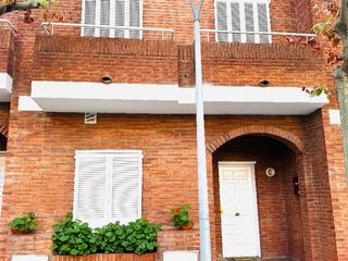 Xalet a Estatut de catalunya 16. Chalet adosada en venta en el masnou