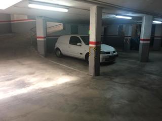 Aparcament cotxe a Riera baste 56. Destacado: venta de parking (16 m2) + trastero (5m2)