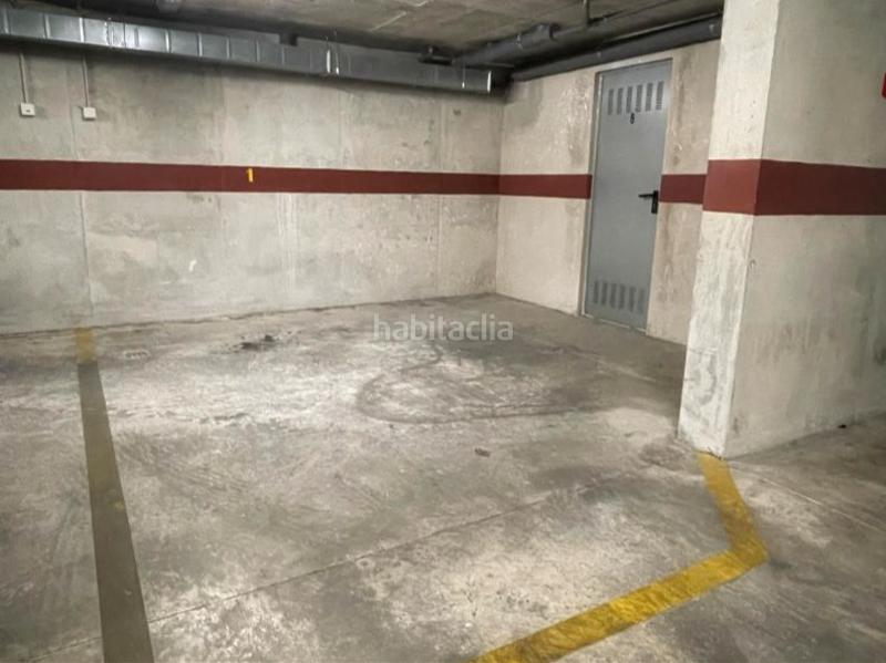 Foto e3852ebf-4fd7-4537-829c-2932fbfa9850. Alquiler piso en concepció 2 piso con terraza, garaje y trastero en Maó / Mahón