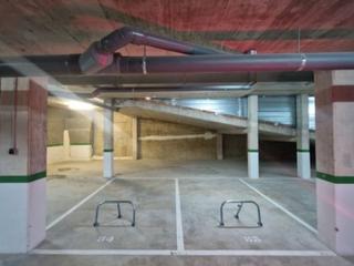 Lloguer Aparcament cotxe a Avinguda de la mancomunitat 12. ¡se alquila plaza de parking!