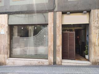 Traspàs Local Comercial a Carrer mare de deu del coll 25. ¡local céntrico en perfecto estado para lanzar tu negocio de yog