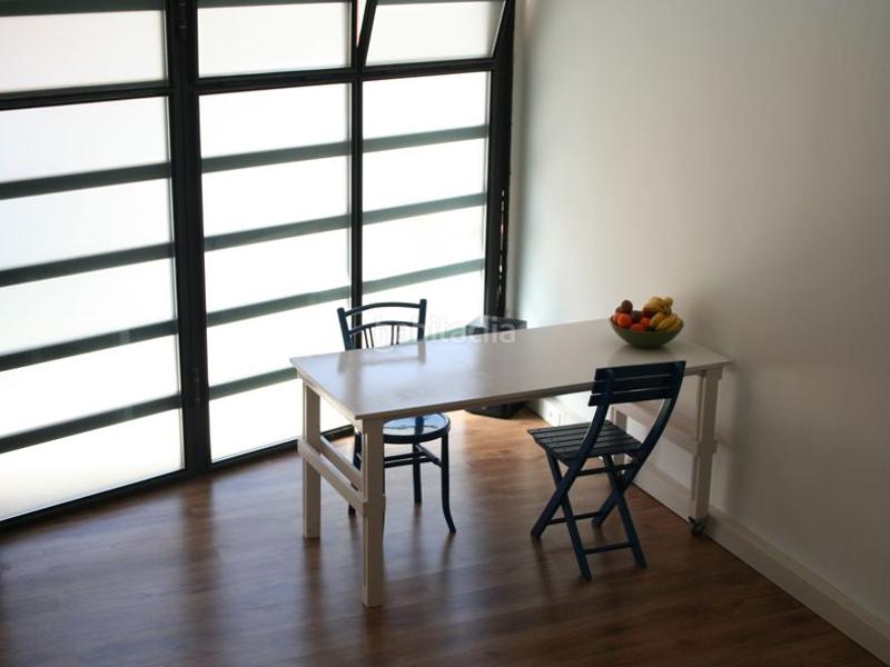 Foto 3728cc20-77c5-4382-a56c-fa4cabbd3012. Rent business premise in torre dulac 14 in Can Baró Barcelona