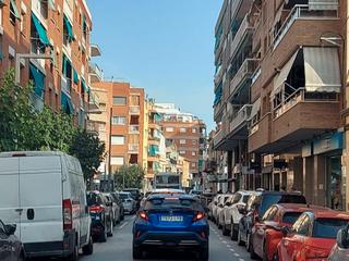 Etagenwohnung in Mossen j. verdaguer 195. Piso súper céntrico con todos los servicios. perfecta inversión