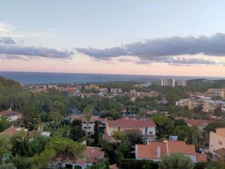 Location Loft à Pujades 1. Vistas al mar, sol, piscinas,  tennis, gimnasio todo el año de v