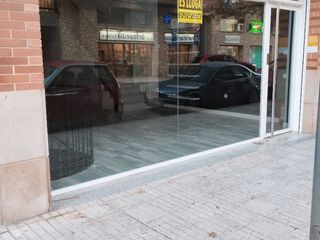 Lloguer Local Comercial a Sant pere claver 2-4. Local duplex alquiler