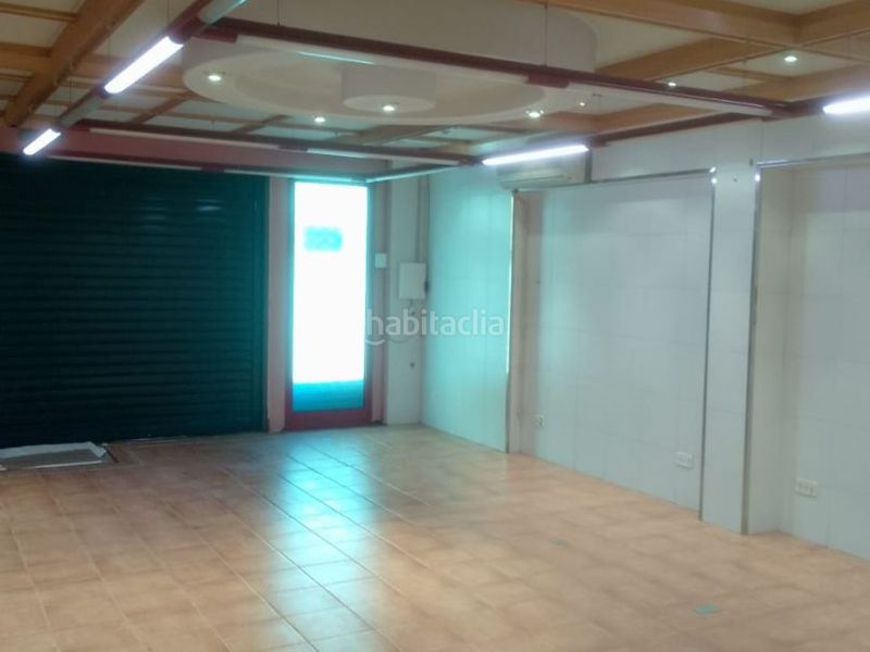 Foto 27a6b482-1cc3-49af-a8ab-1ef2ef3b3581. Alquiler local comercial en calle tarragona 6 calle principal de la senia en Sénia (La)