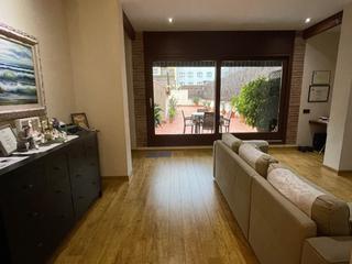 Piso en Entença 41. ¡¡espectacular piso con super terraza!!