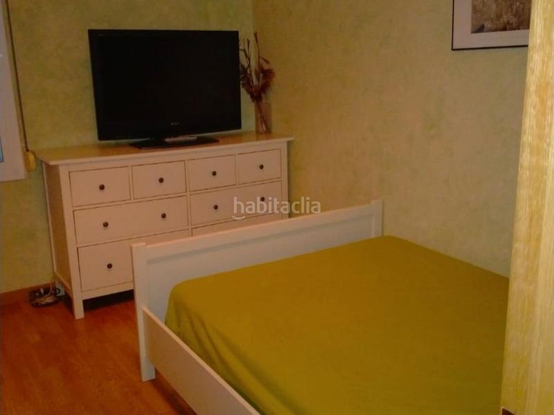 Foto 0b57db78-d377-4e6a-9702-a64178cbb4bd. Alquiler piso en carrer de dante alighieri 75 piso horta alquiler por habitaciones - rambla del Carmel en Barcelona