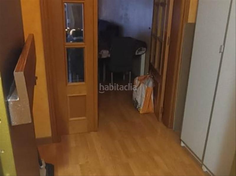 Foto e25a2283-68cd-4d93-9db6-4f1525615c21. Alquiler piso en carrer de dante alighieri 75 piso horta alquiler por habitaciones - rambla del Carmel en Barcelona