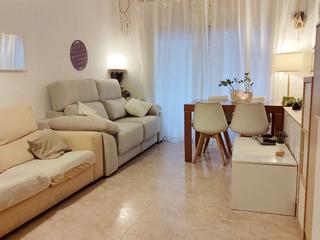 Piso en Amilcar 0. Piso de 4 habitaciones en el barrio del guinardó, barcelona.