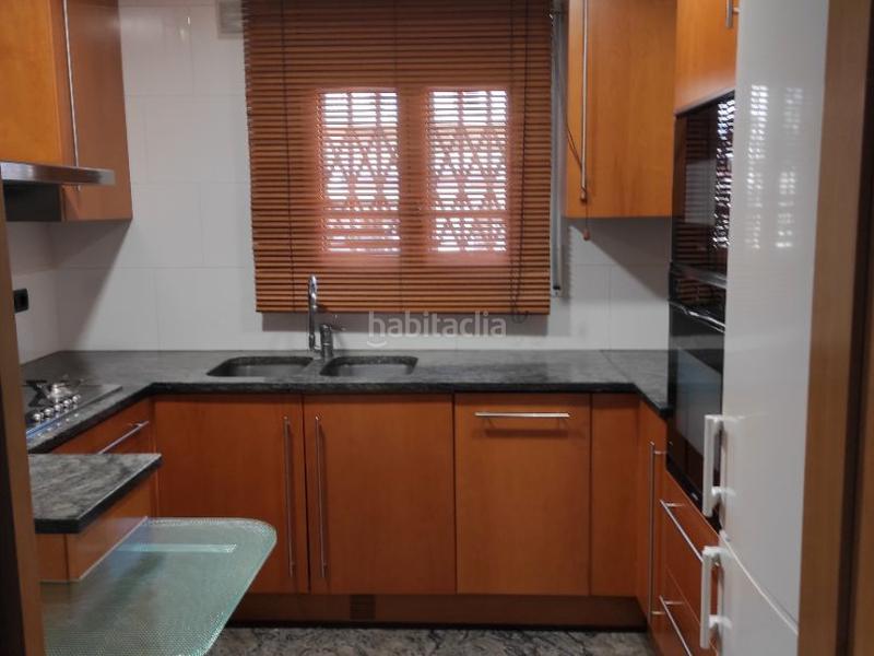 Foto 34b42eda-1c81-4d6d-999d-a01037f30114. Location maison jumelée dans rambla angel guimera 50 dans Alella